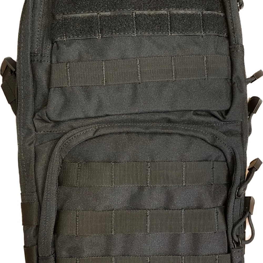 Black Unisex Hiking/Biking/Running Hydration Backpack